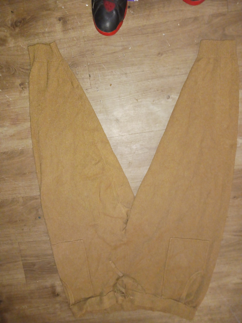 Roots Men's Tan Knit Joggers with Rib Cuffs